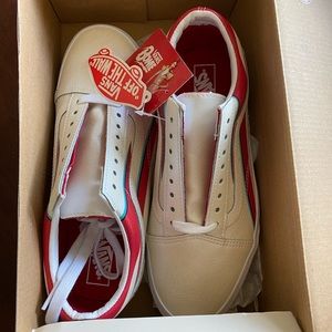 Old skool Bowie Vans